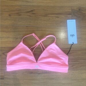 Alo splendor neon bubble gum pink Sports Bra